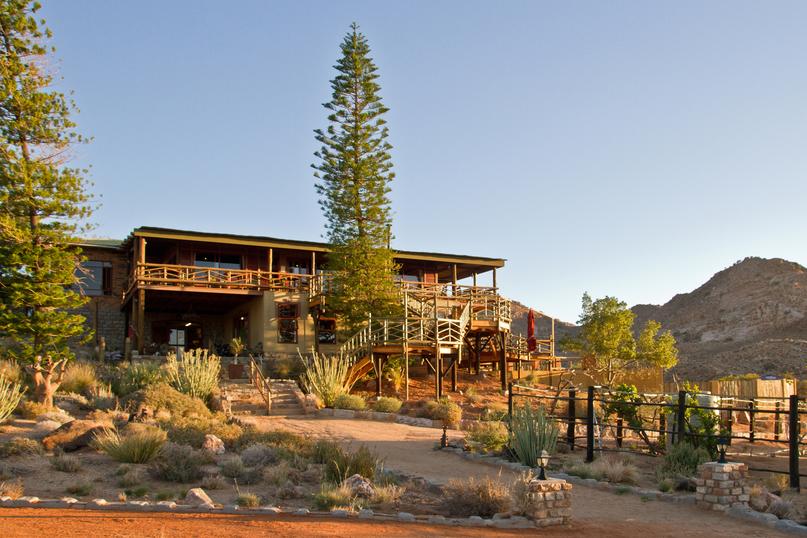 desert_horse_inn10