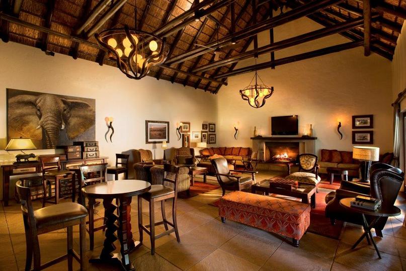 kwa_maritane_bar_lounge