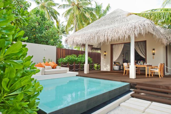 ayada_maldives_villas_beach_suite_1