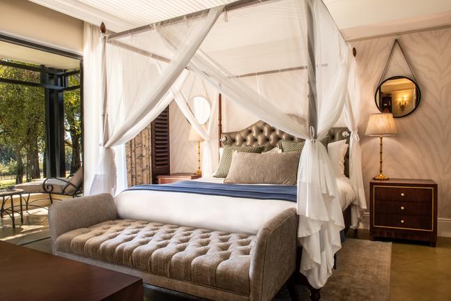 the_royal_livingstone_hotel_by_anantara_royal_livingstone_presidential_suite_bedroom2